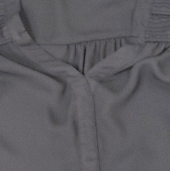 Dressy black short sleeve blouse - Picture 3 of 7